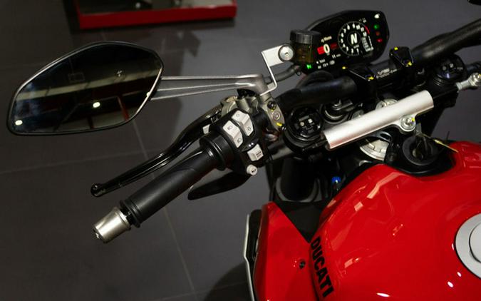 2023 Ducati Streetfighter V2 Ducati Red