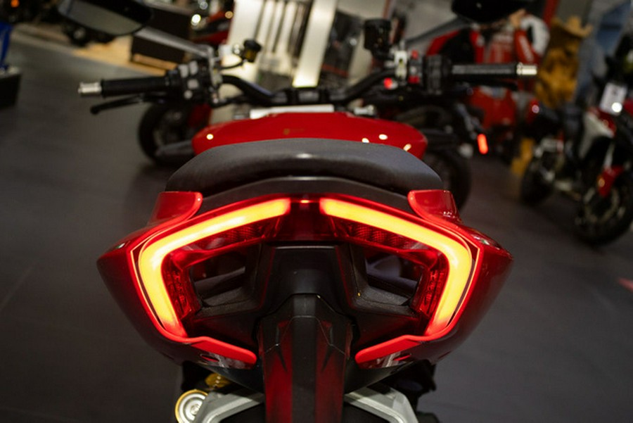 2023 Ducati Streetfighter V2 Ducati Red