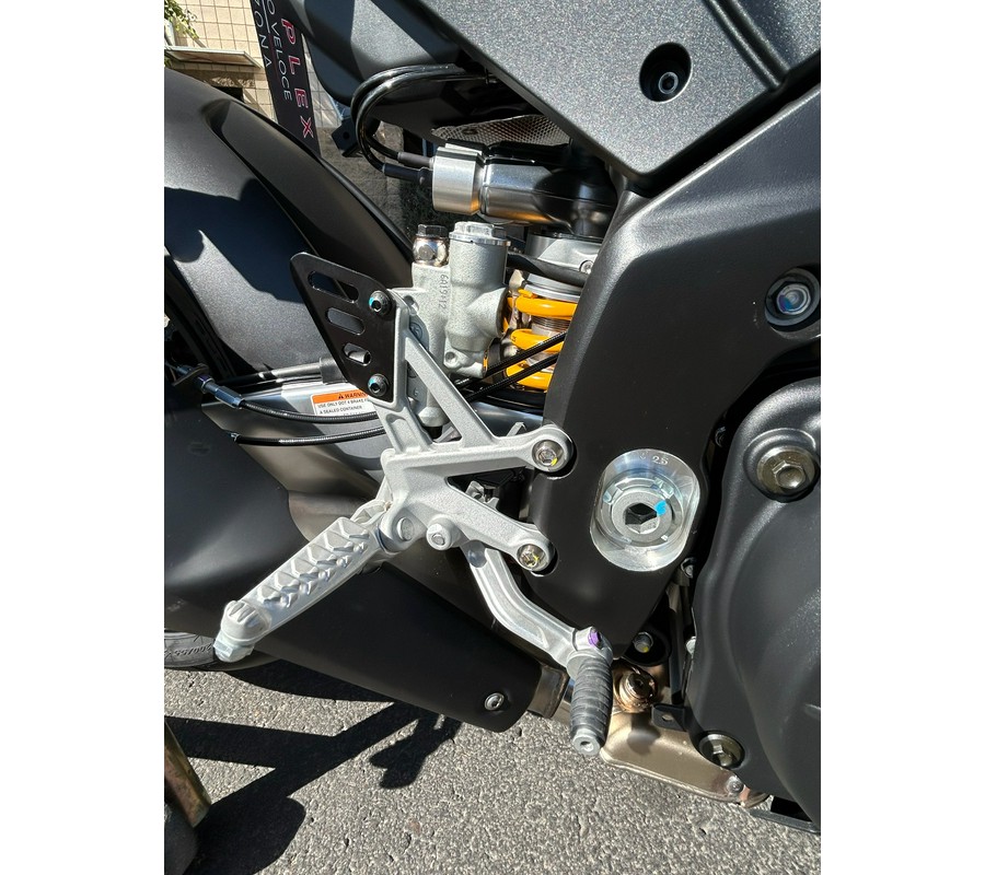 2027 Aprilia RSV4 Factory 1100