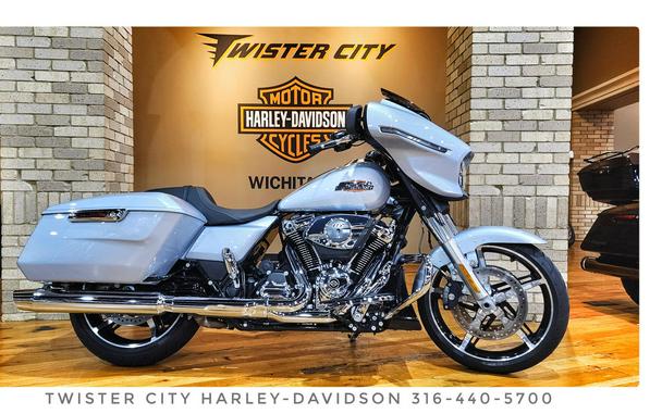 USED 2025 Harley-Davidson® Street Glide®, FLHX