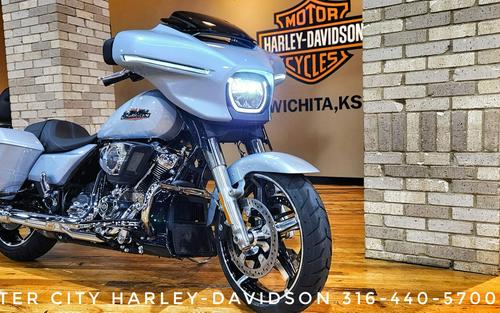 USED 2025 Harley-Davidson® Street Glide®, FLHX
