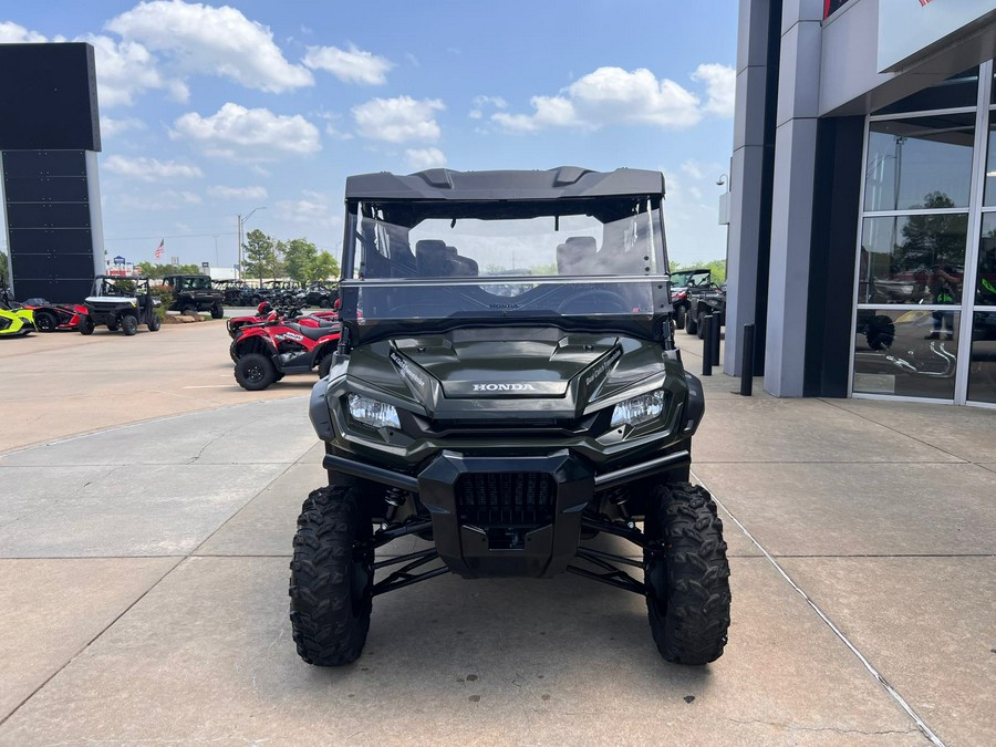 2024 Honda Pioneer 1000-6 Crew Deluxe