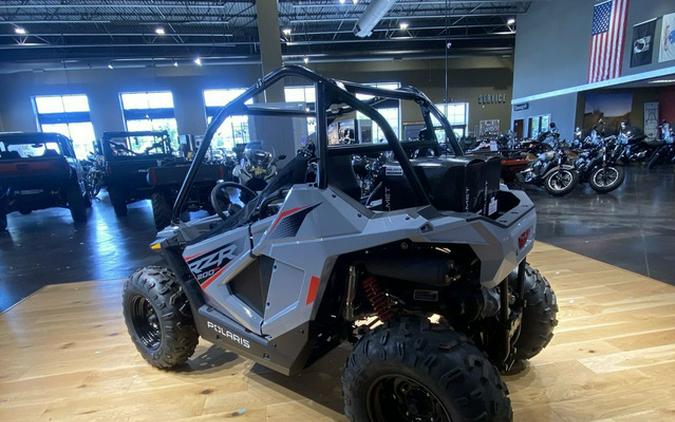 2024 Polaris RZR 200 EFI