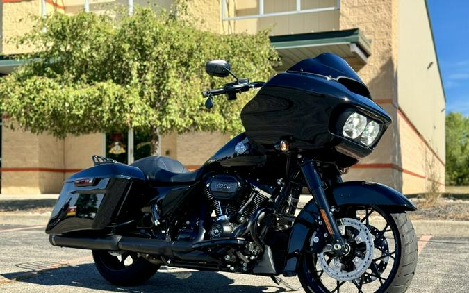 2022 Harley-Davidson Road Glide Special Black