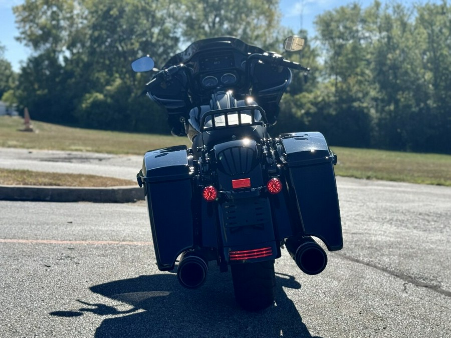 2022 Harley-Davidson Road Glide Special Black