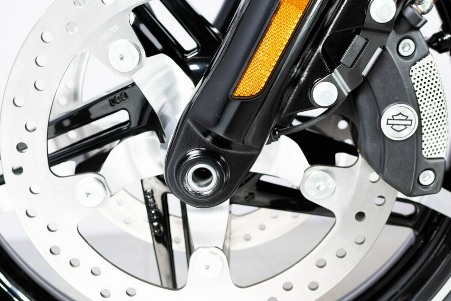 2026 Harley-Davidson Street Glide FLHX