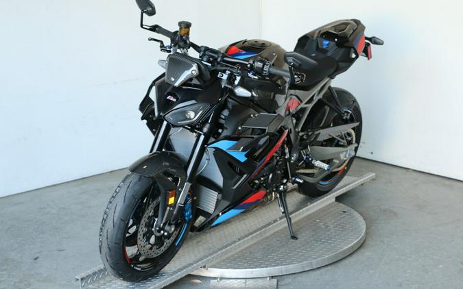 2026 BMW M 1000 R