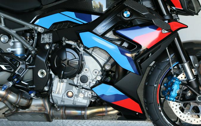 2026 BMW M 1000 R