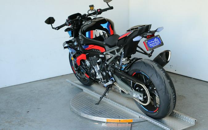 2026 BMW M 1000 R