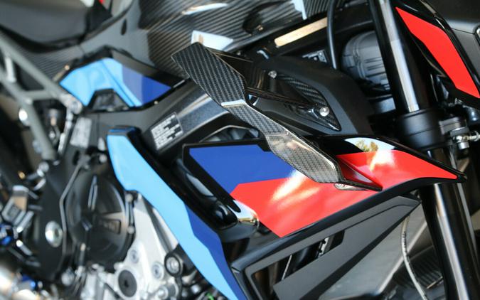 2026 BMW M 1000 R
