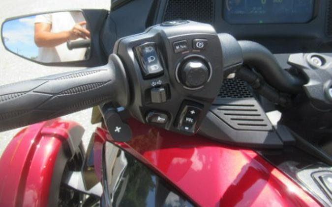 2022 Can-Am Spyder RT Limited