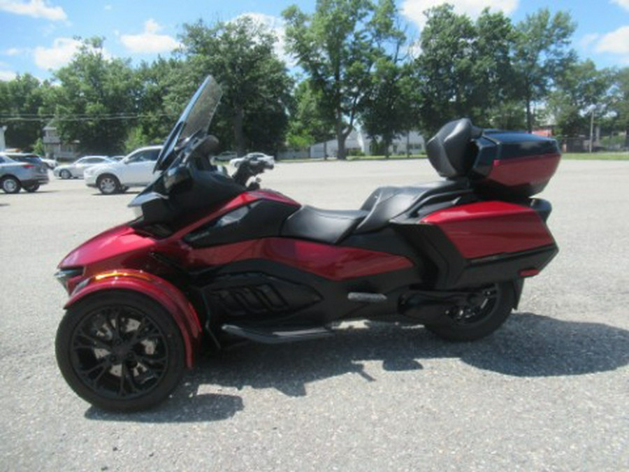 2022 Can-Am Spyder RT Limited