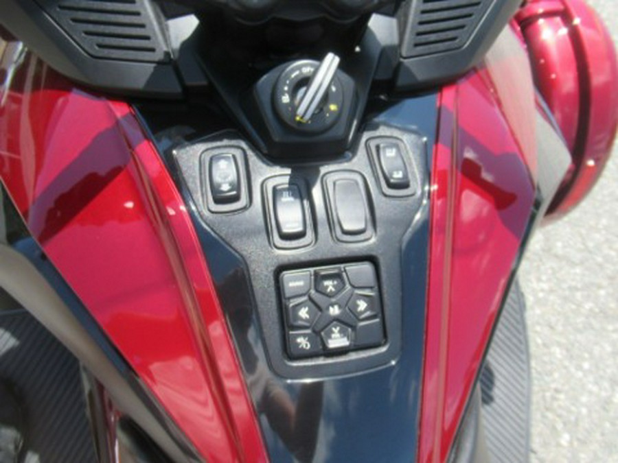 2022 Can-Am Spyder RT Limited