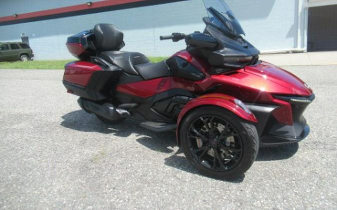 2022 Can-Am Spyder RT Limited