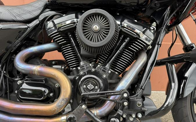 Harley-Davidson® Road Glide® Special Vivid Black