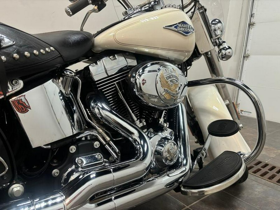 2015 Harley-Davidson® FLSTC - Heritage Softail® Classic