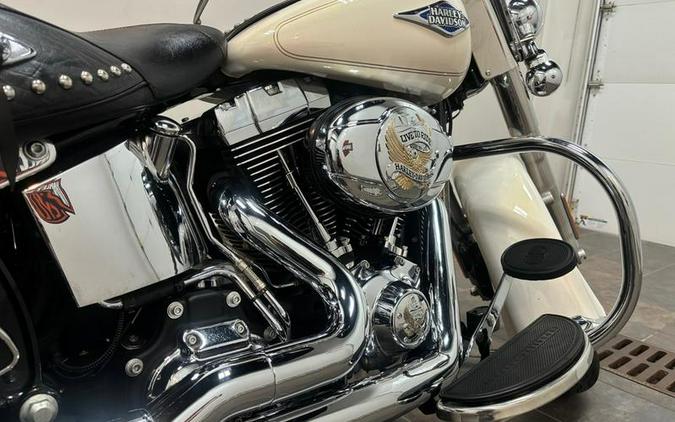 2015 Harley-Davidson® FLSTC - Heritage Softail® Classic