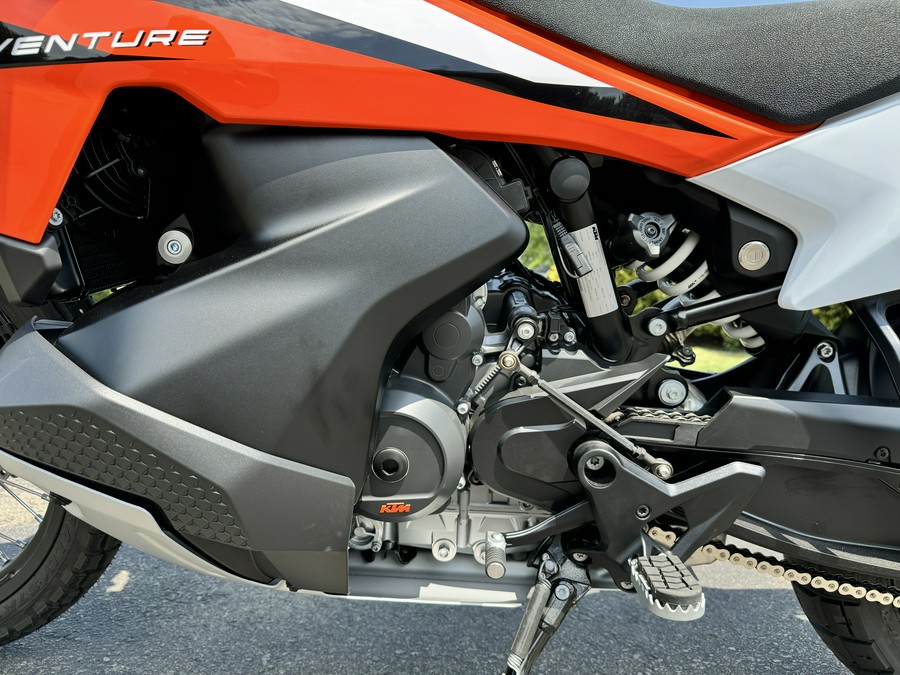 2023 KTM 890 Adventure