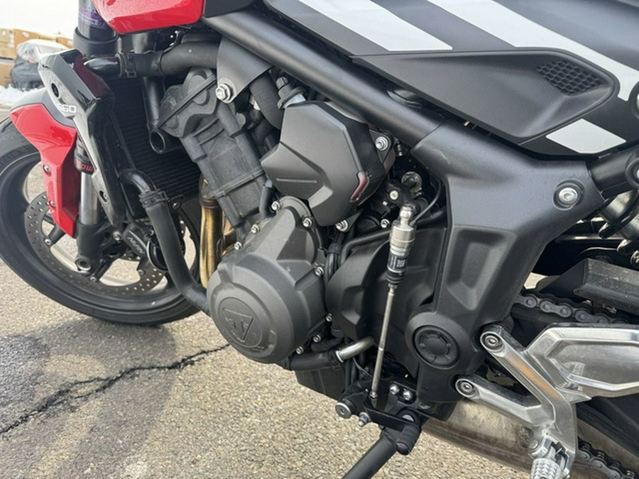 2025 Triumph Trident 660 Diablo RedSapphire Black