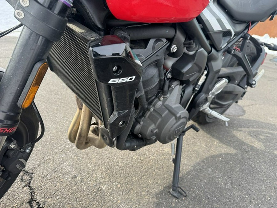 2025 Triumph Trident 660 Diablo RedSapphire Black