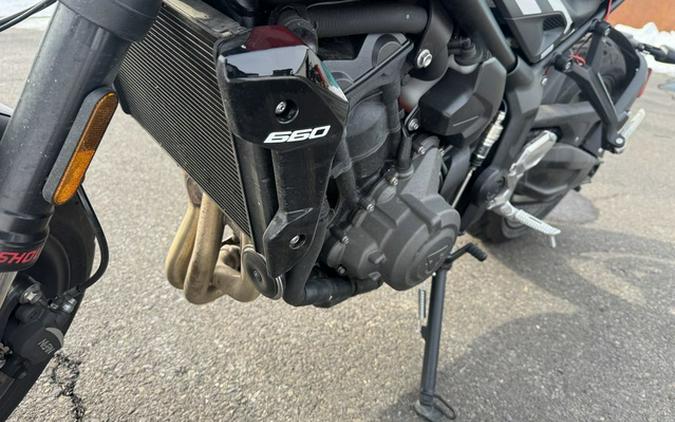 2025 Triumph Trident 660 Diablo RedSapphire Black