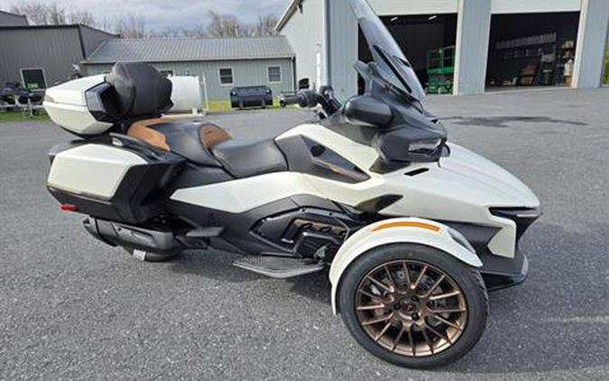 2024 Can-Am Spyder RT Sea-to-Sky