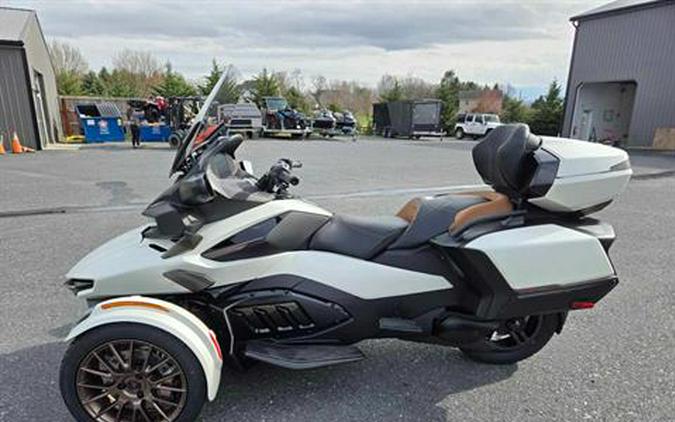 2024 Can-Am Spyder RT Sea-to-Sky