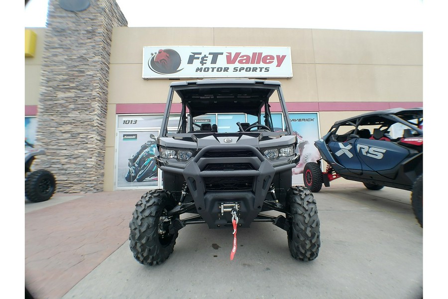 2025 Can-Am DEF MAX XT 64 HD10