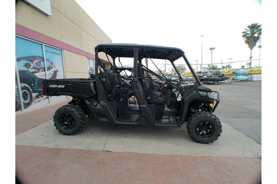 2025 Can-Am DEF MAX XT 64 HD10