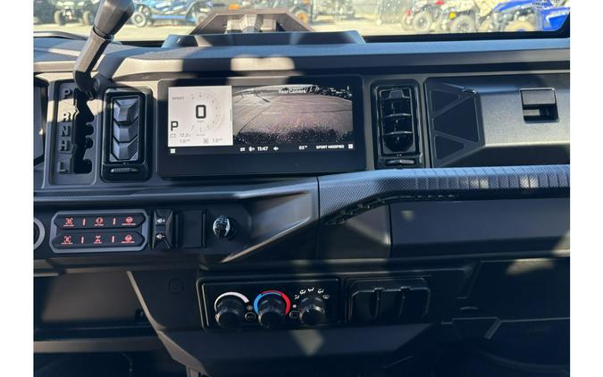 2026 Can-Am Defender Limited HD11