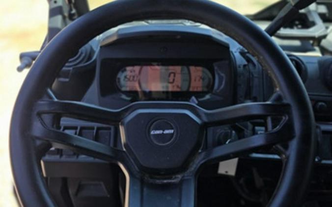 2025 Can-Am Defender MAX Lone Star Cab HD10