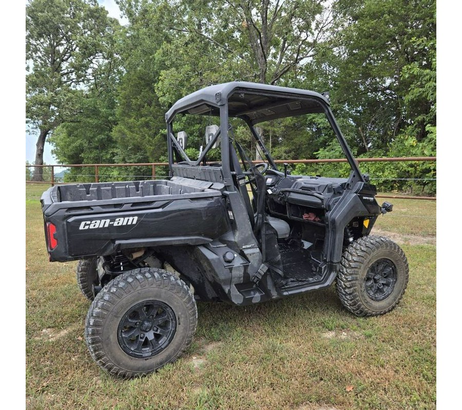 2022 Can-Am® Defender XT HD10