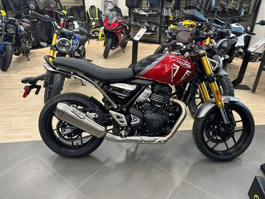 2025 Triumph Speed 400 Carnival Red / Storm Grey