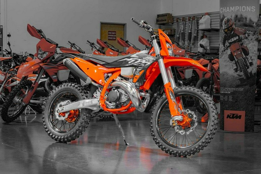 2025 KTM XC 300 W Hardenduro