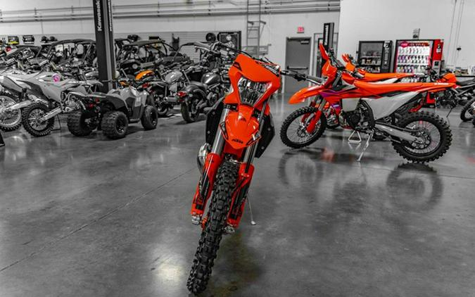 2025 KTM XC 300 W Hardenduro