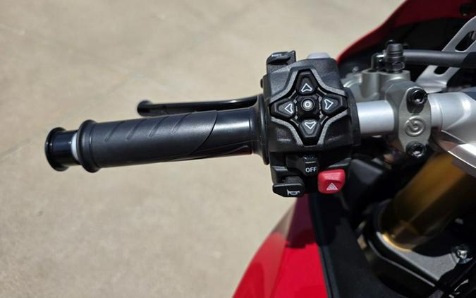 2025 Ducati Panigale V2 S