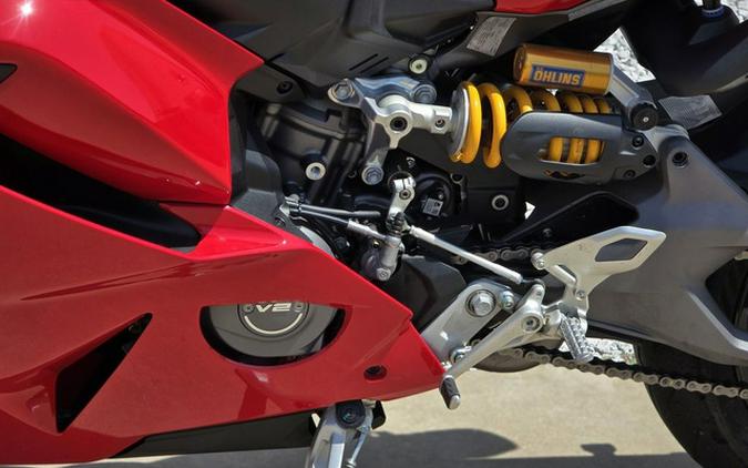 2025 Ducati Panigale V2 S