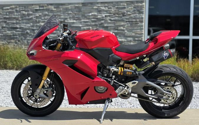 2025 Ducati Panigale V2 S