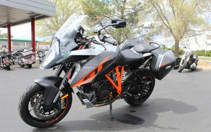 2017 KTM SUPER DUKE 1290 GT