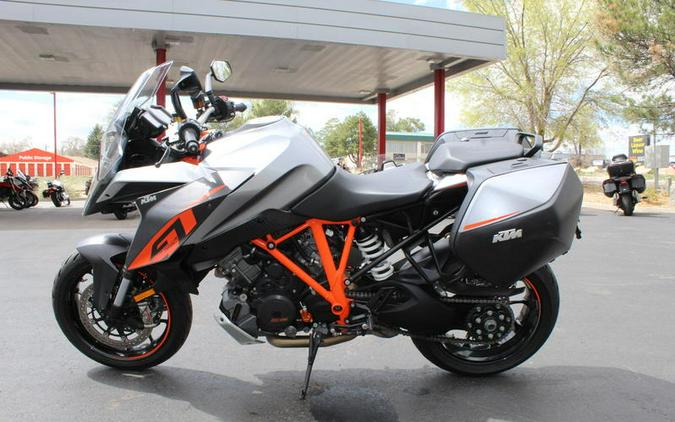 2017 KTM SUPER DUKE 1290 GT