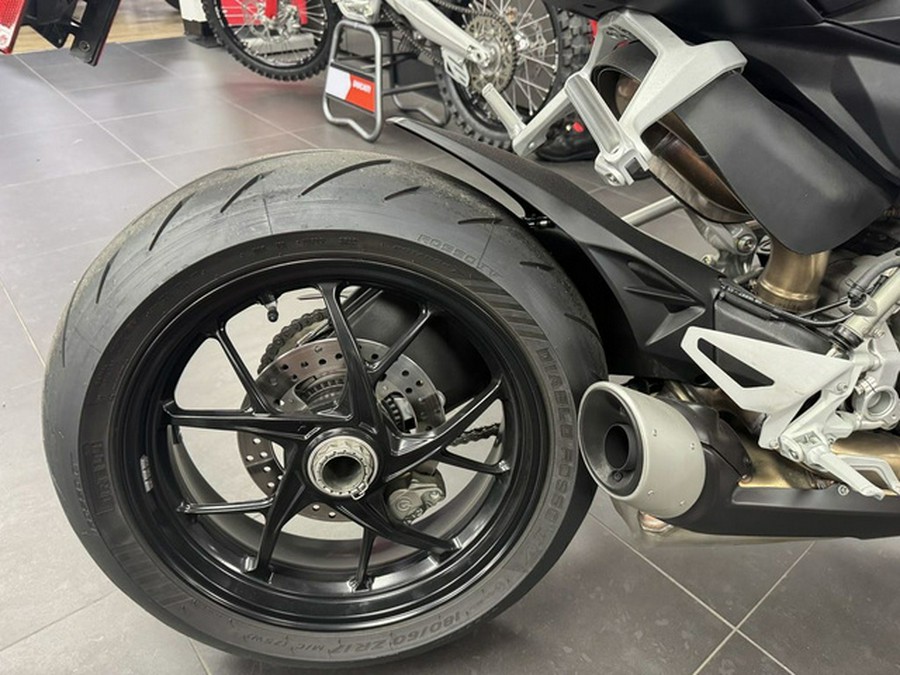 2023 Ducati Streetfighter V2 Ducati Red