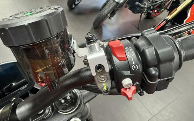 2023 Ducati Streetfighter V2 Ducati Red