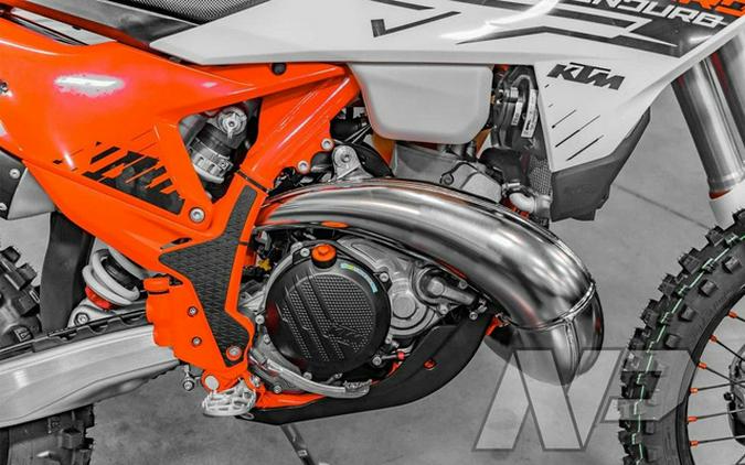 2026 KTM 300 XC-W Hardenduro 250 W HARDENDURO