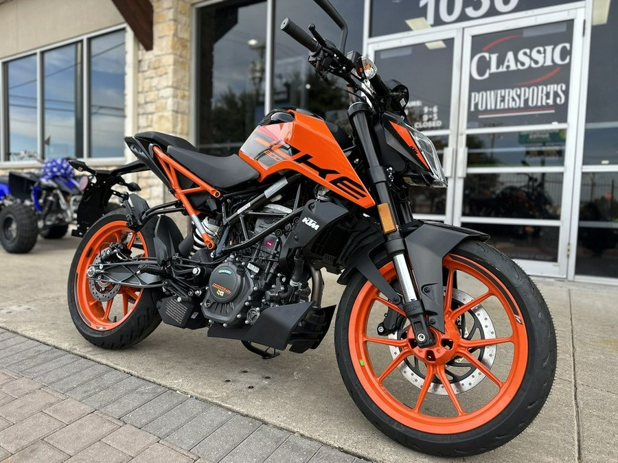 2023 KTM 200 Duke