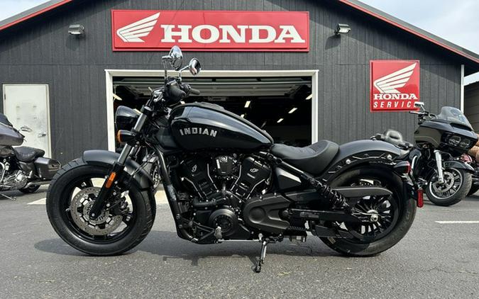 2025 Indian Scout Sixty Bobber Black Metallic