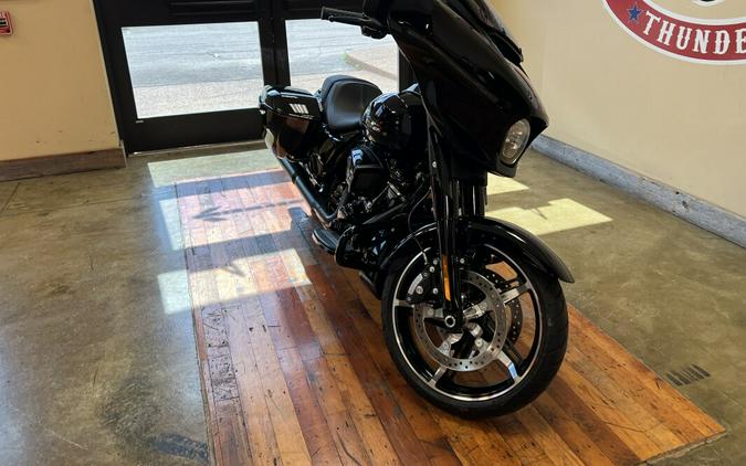 Used 2024 Harley-Davidson Street Glide Grand American Touring Motorcycle For Sale Near Memphis, TN