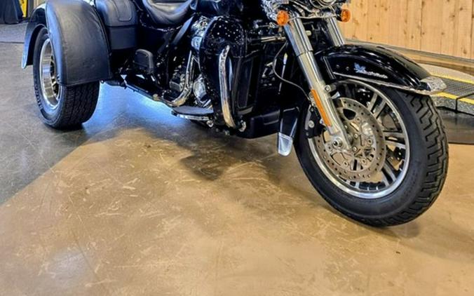 2021 Harley-Davidson® FLHTCUTG - Tri Glide® Ultra