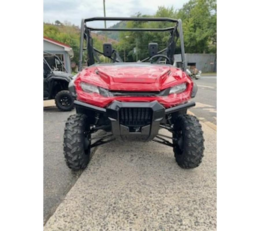 2025 Honda® Pioneer 1000