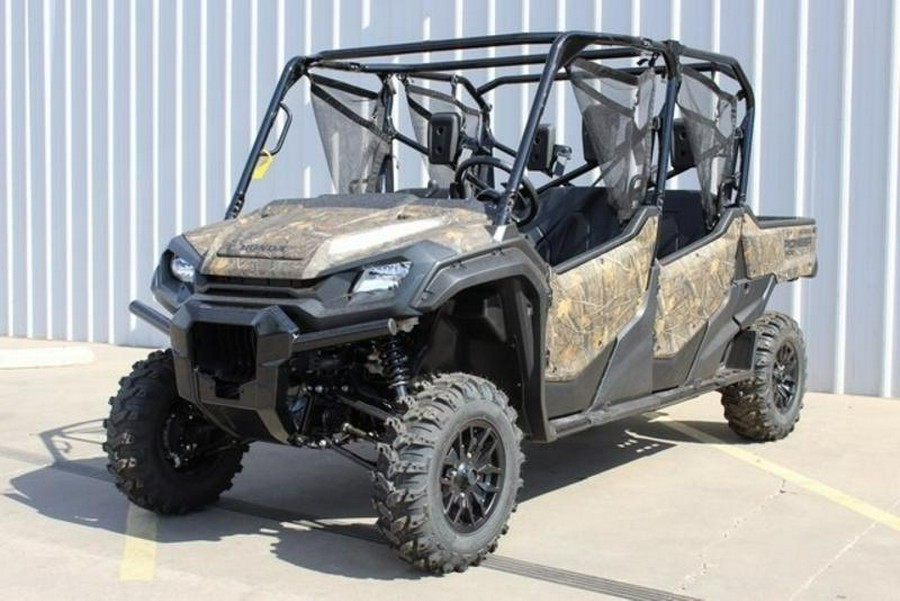 2023 Honda® Pioneer 1000-6 Deluxe Crew