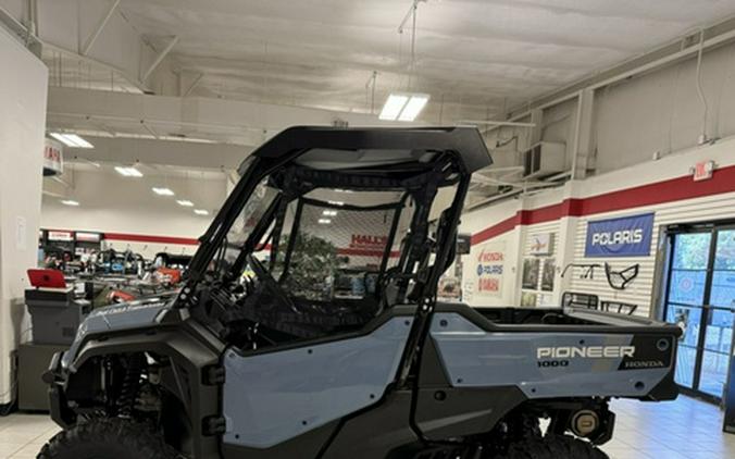 2024 Honda Pioneer 1000 Deluxe